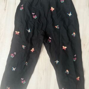 The Quacker Factory Pants with Colorful Butterfly & Floral Embroidery size small